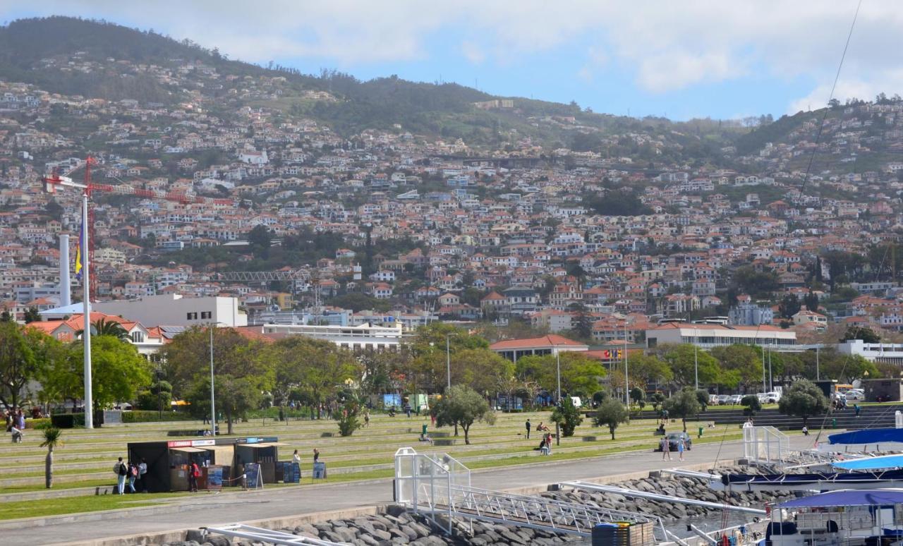 Ғunchal Center- Downtown Appartement Funchal  Buitenkant foto